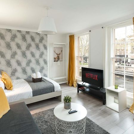 Private Double Room Shared Bathroom Near City Centre Londen Buitenkant foto
