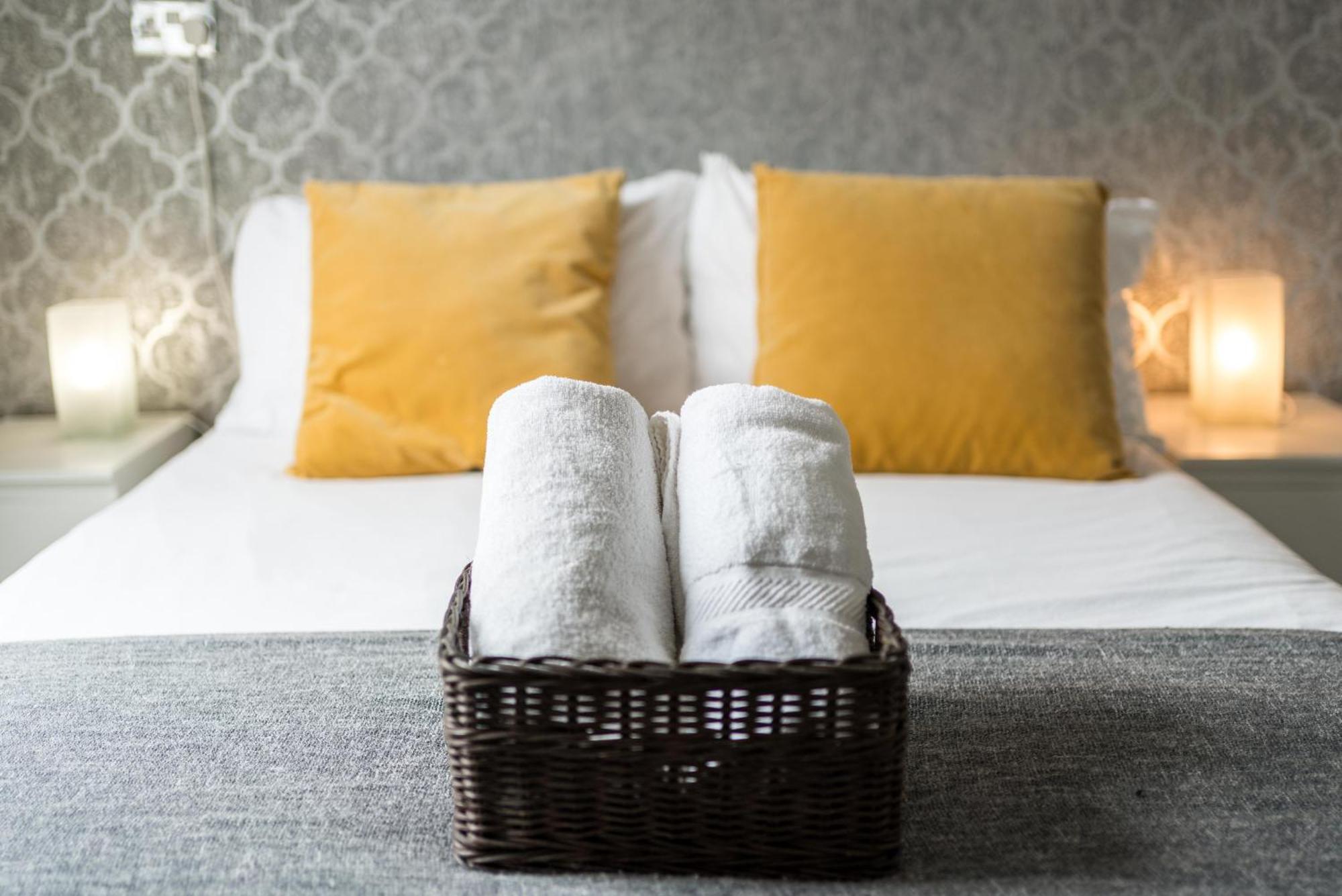 Private Double Room Shared Bathroom Near City Centre Londen Buitenkant foto