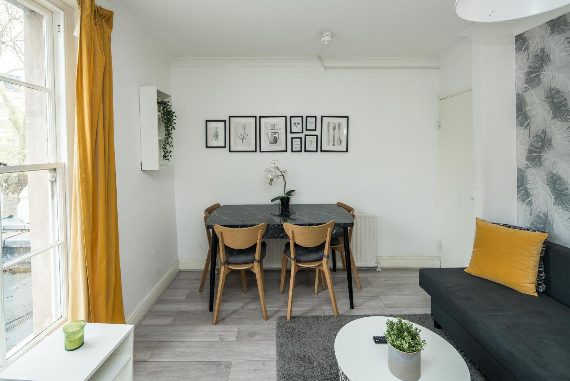 Private Double Room Shared Bathroom Near City Centre Londen Buitenkant foto